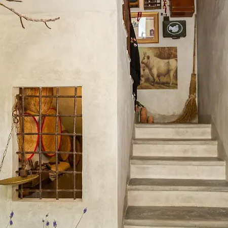 Via Roma Charming Guest house 3*