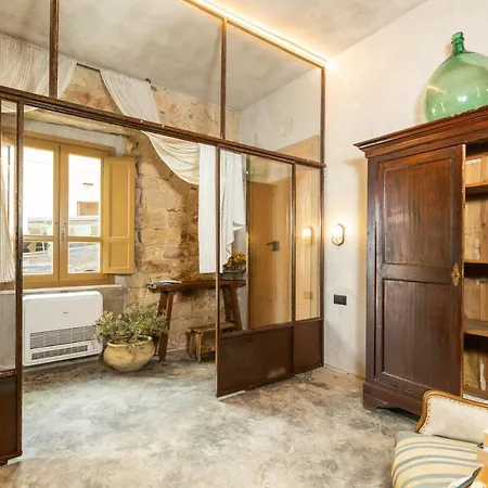 Via Roma Charming Guest house